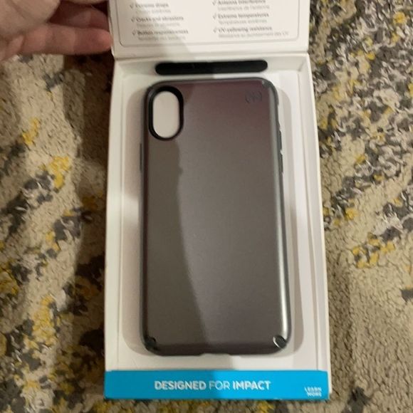 Speck presidio metallic iPhone X case - Picture 3 of 6
